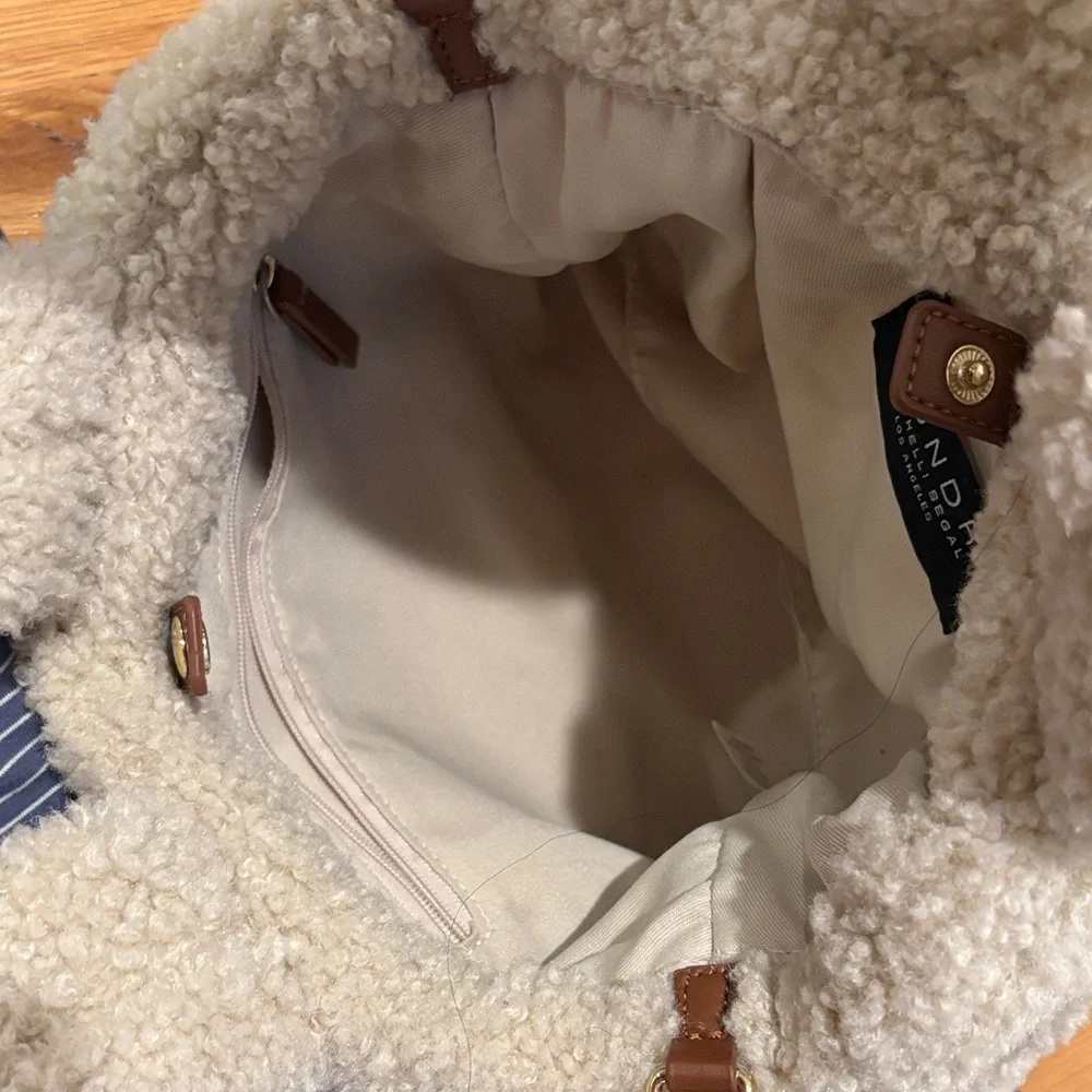 Laundry By Shelli Segal Women’s Cream Sherpa Shoulder Bag